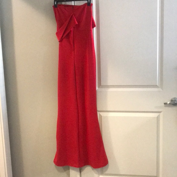 Formal red dress - Picture 6 of 7